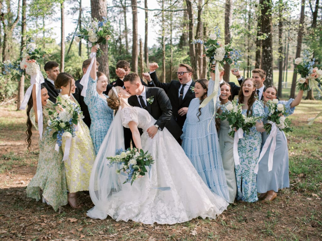wedding couple kissing